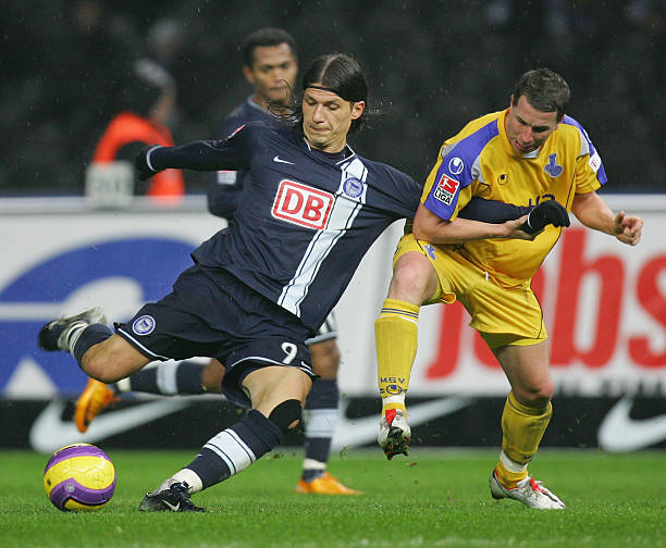 并通过与二 并通过与二